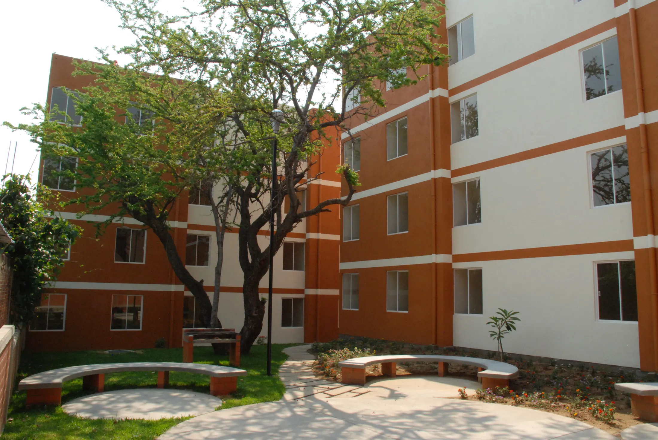 Fachada de un desarrollo habitacional en Oaxaca